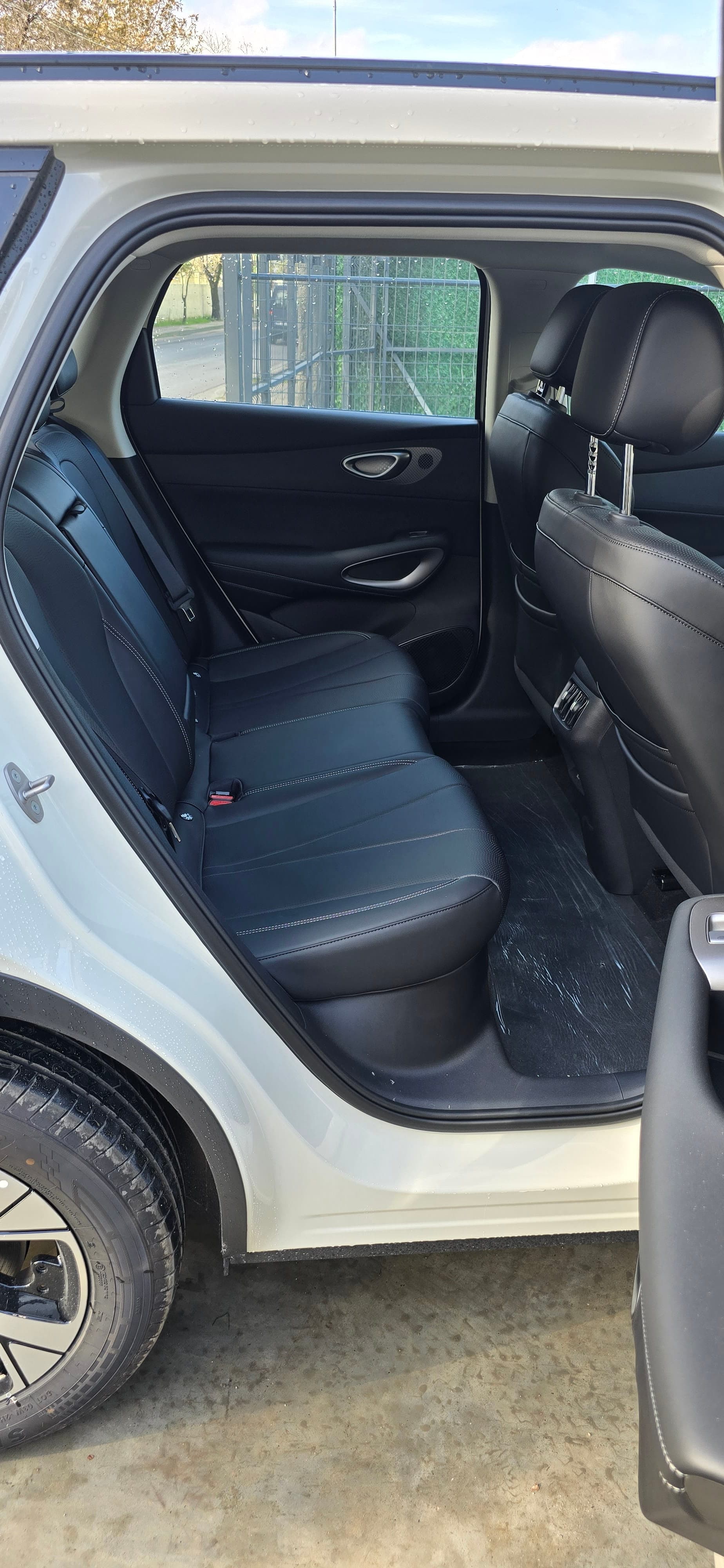 BYD Sealion 05 thumbnail 7