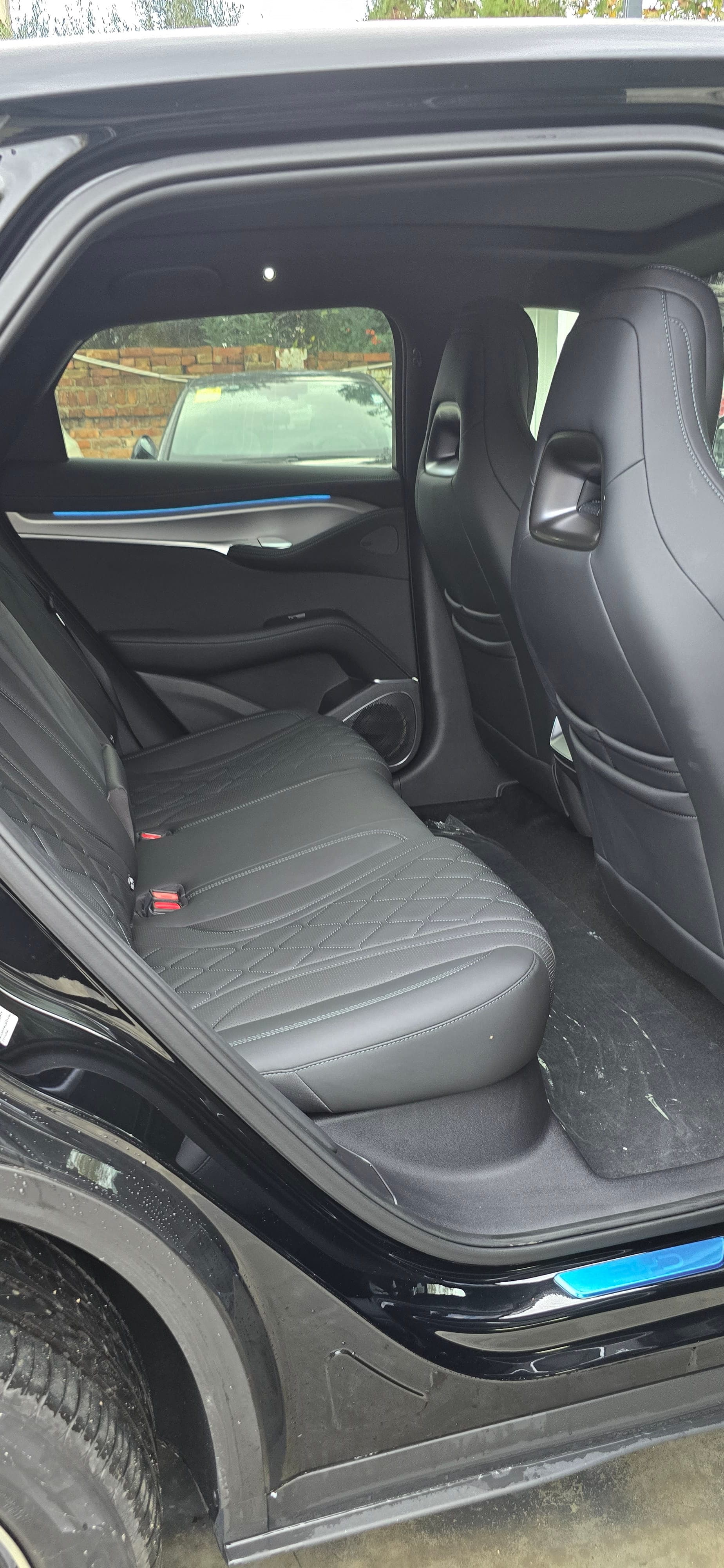 BYD Sealion 07 thumbnail 7