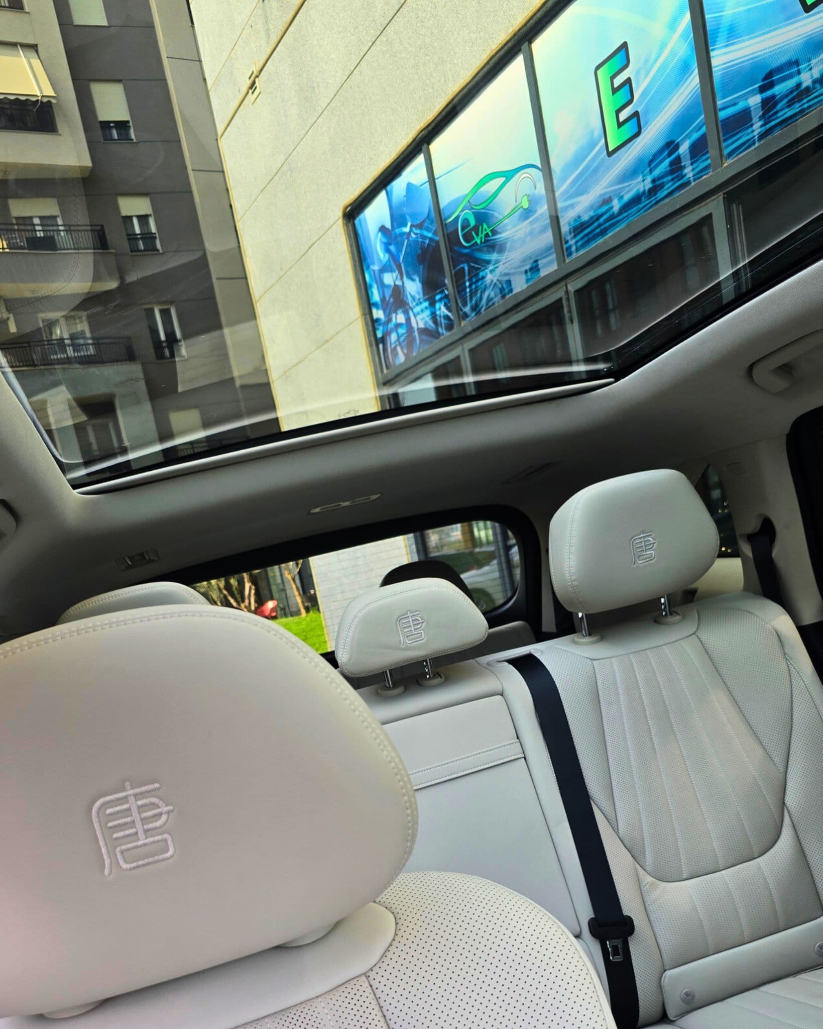 BYD Tang L Flagship thumbnail 6