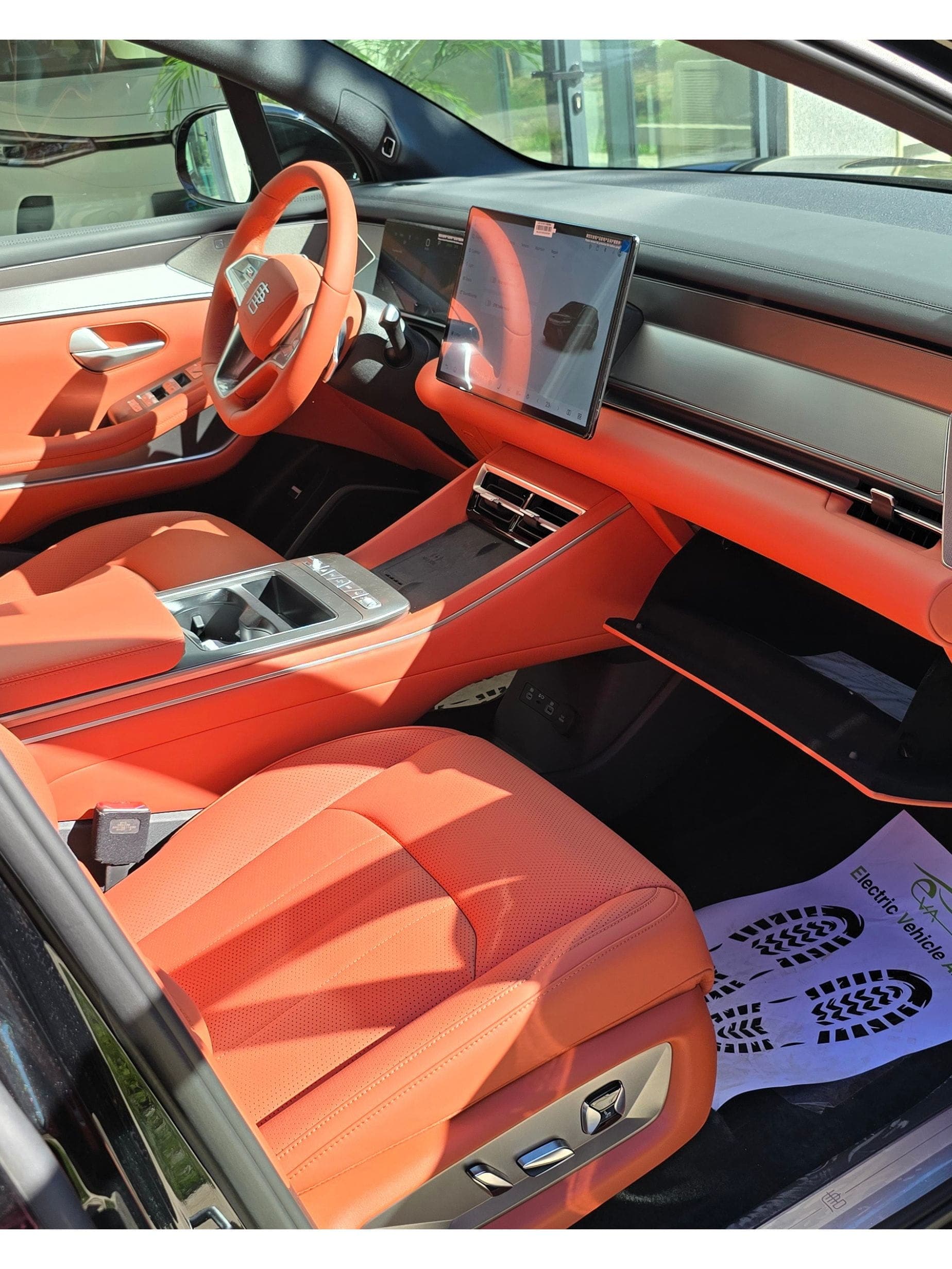 BYD Tang L Flagship thumbnail 2