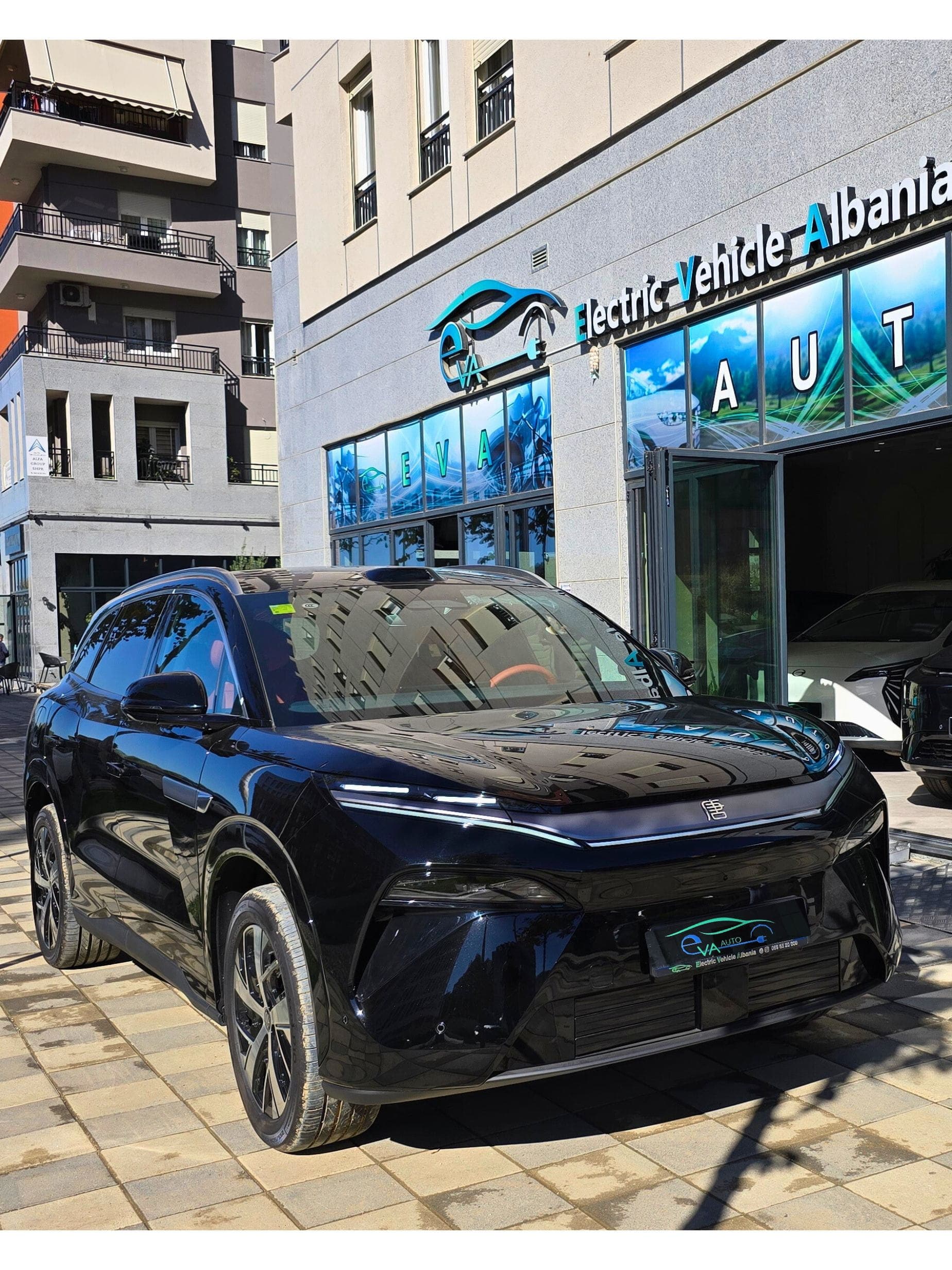 BYD Tang L Flagship 2025 image 1