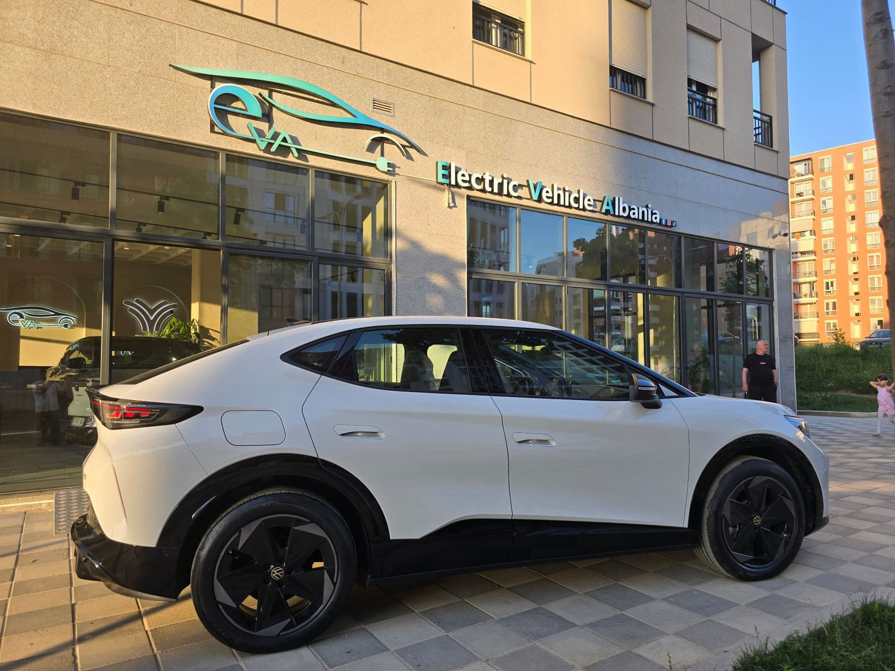 Volkswagen ID.UNYX 2025 image 1