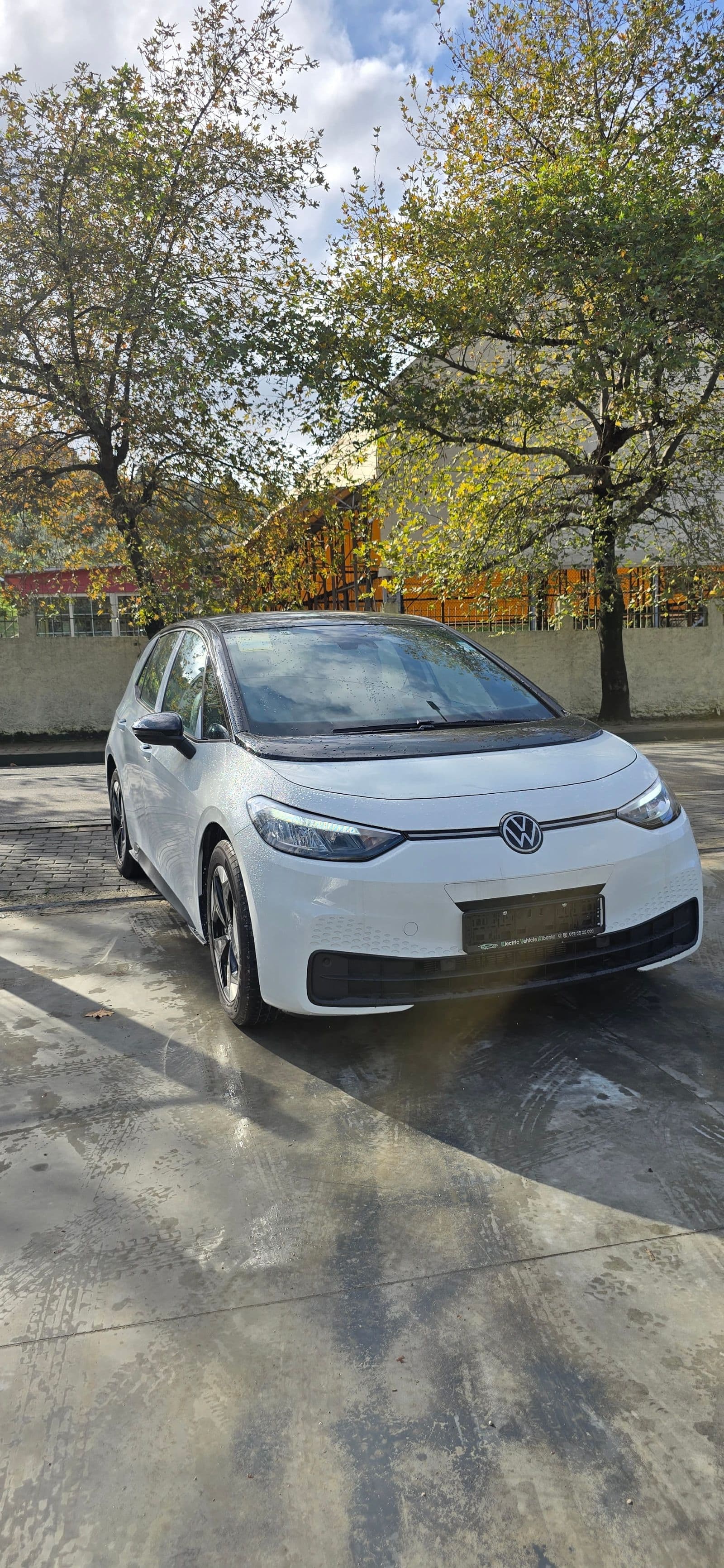 Volkswagen ID.3 thumbnail 3