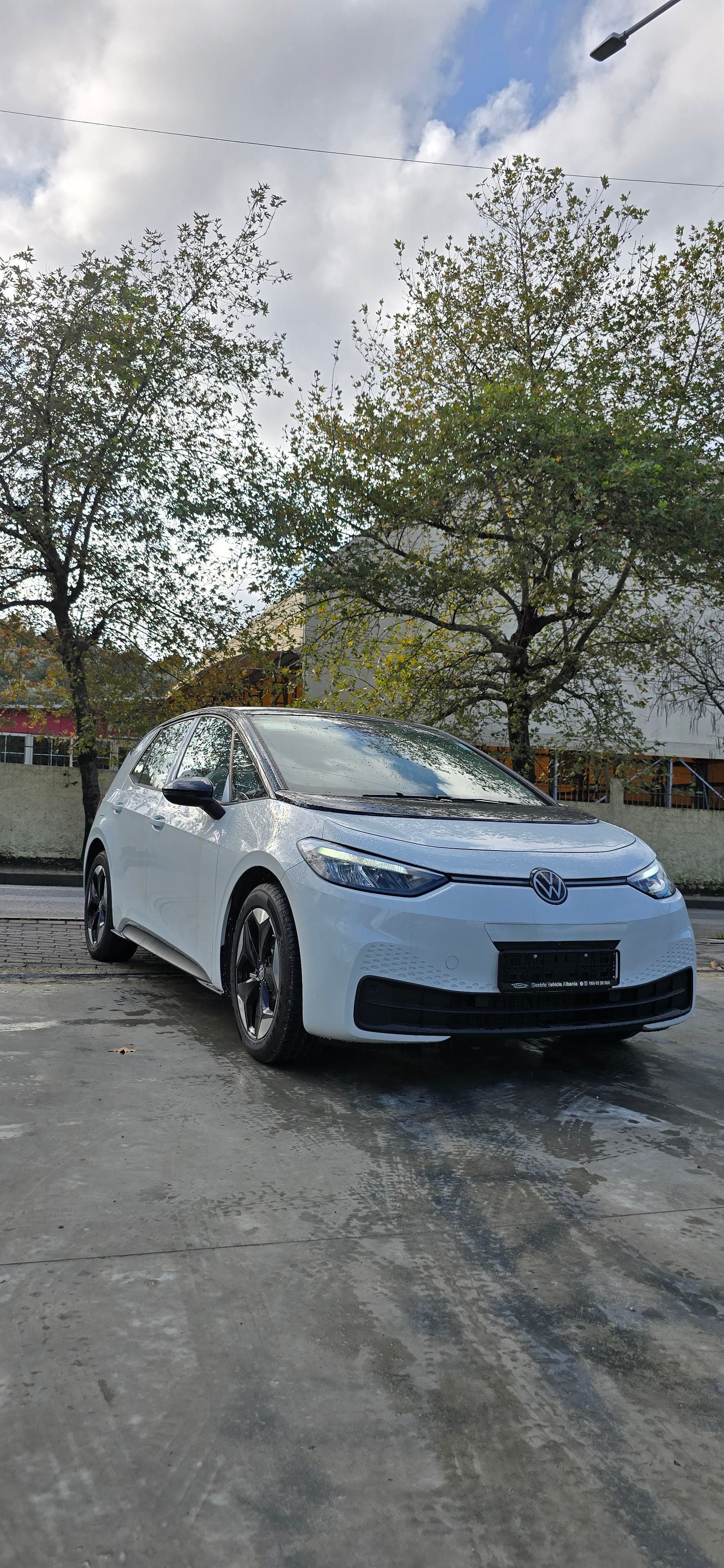 Volkswagen ID.3 thumbnail 4