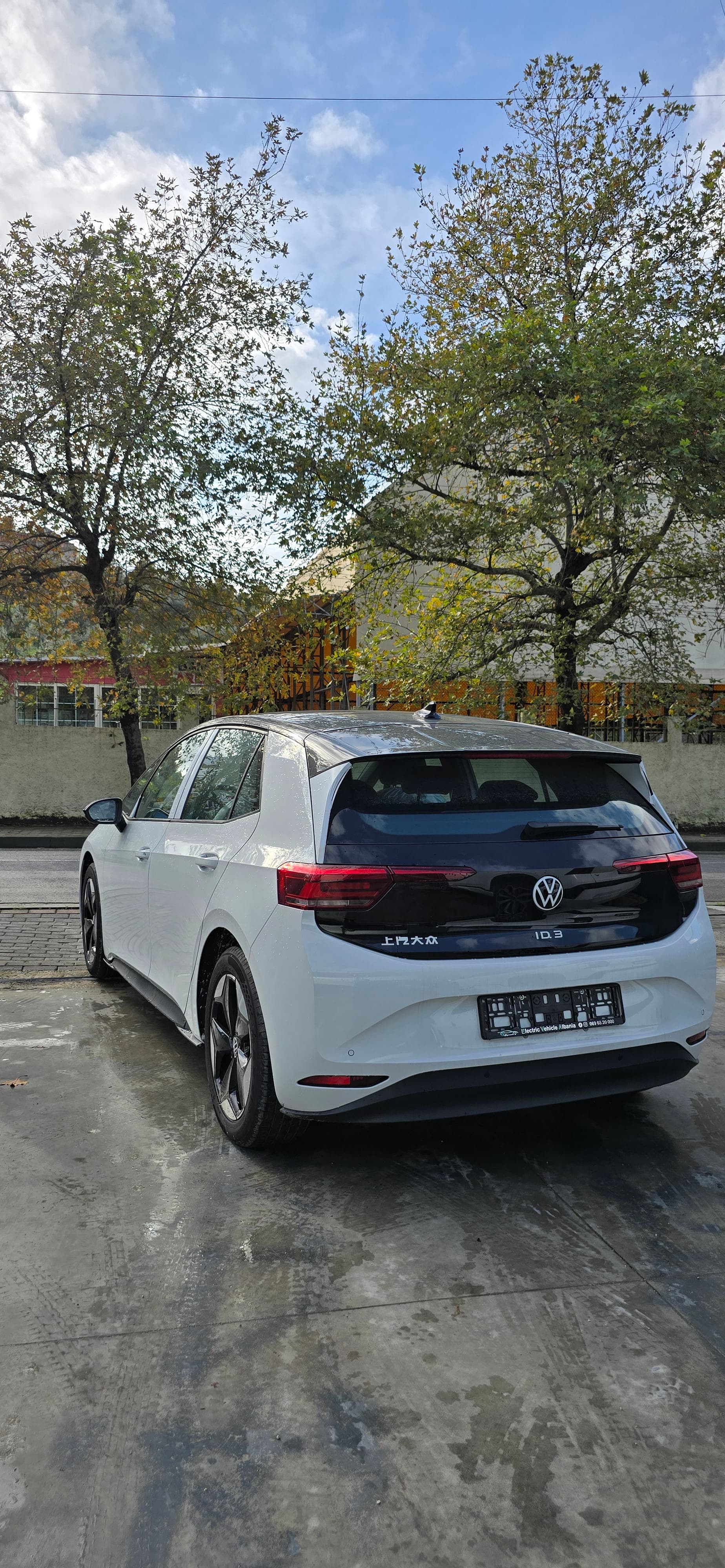 Volkswagen ID.3 thumbnail 5