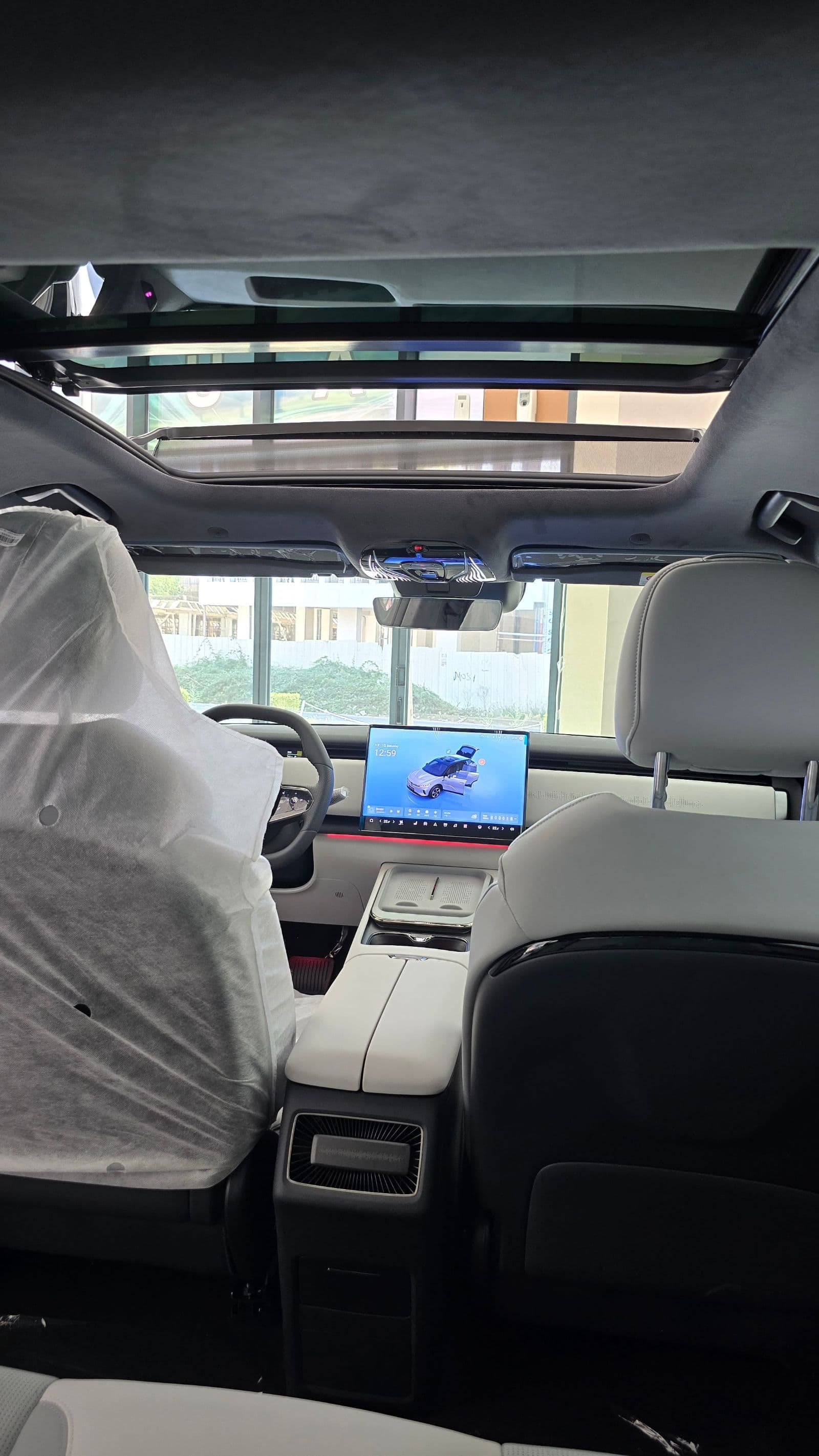 Dongfeng Voyah Courage thumbnail 5