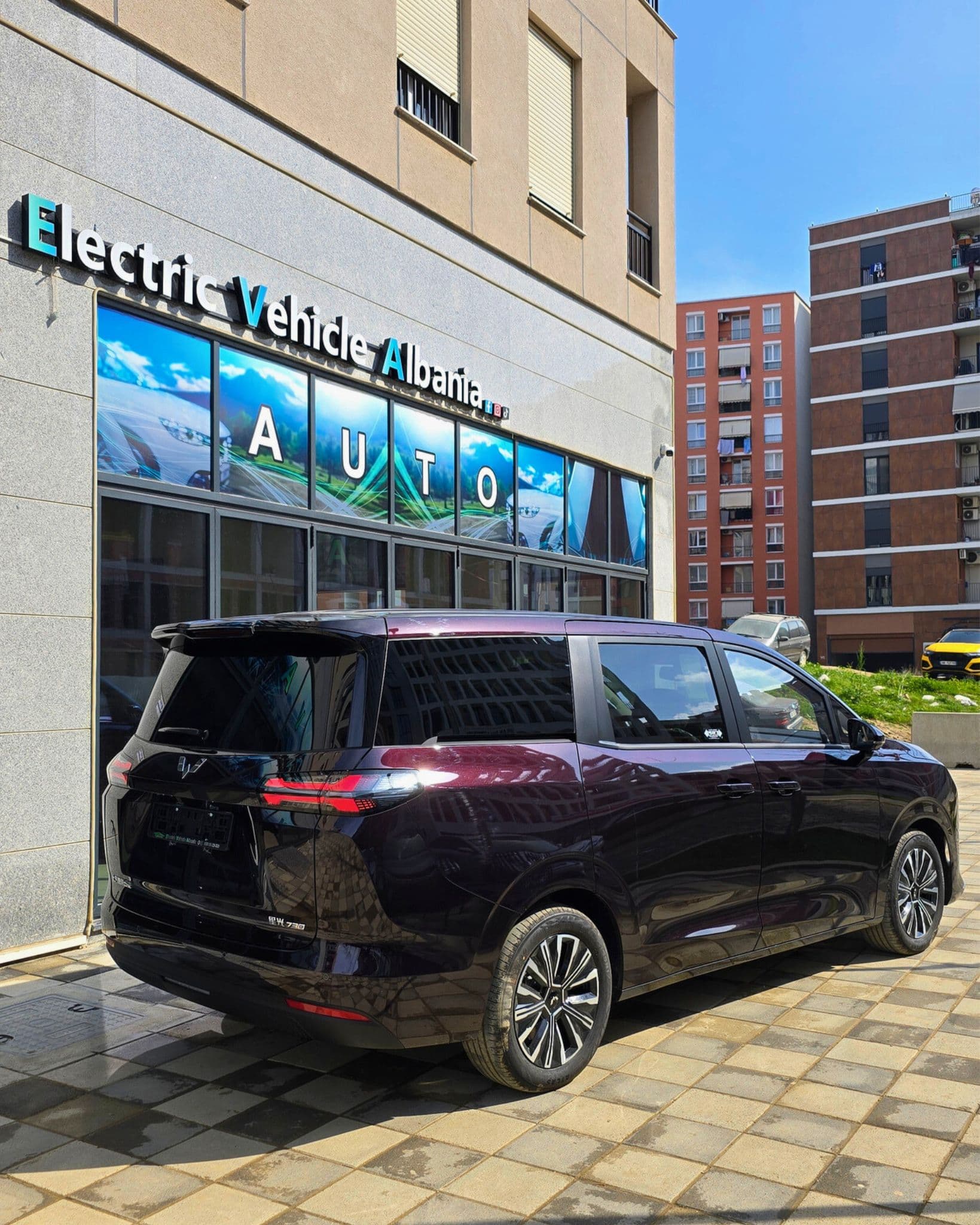 Wuling Starlight thumbnail 4